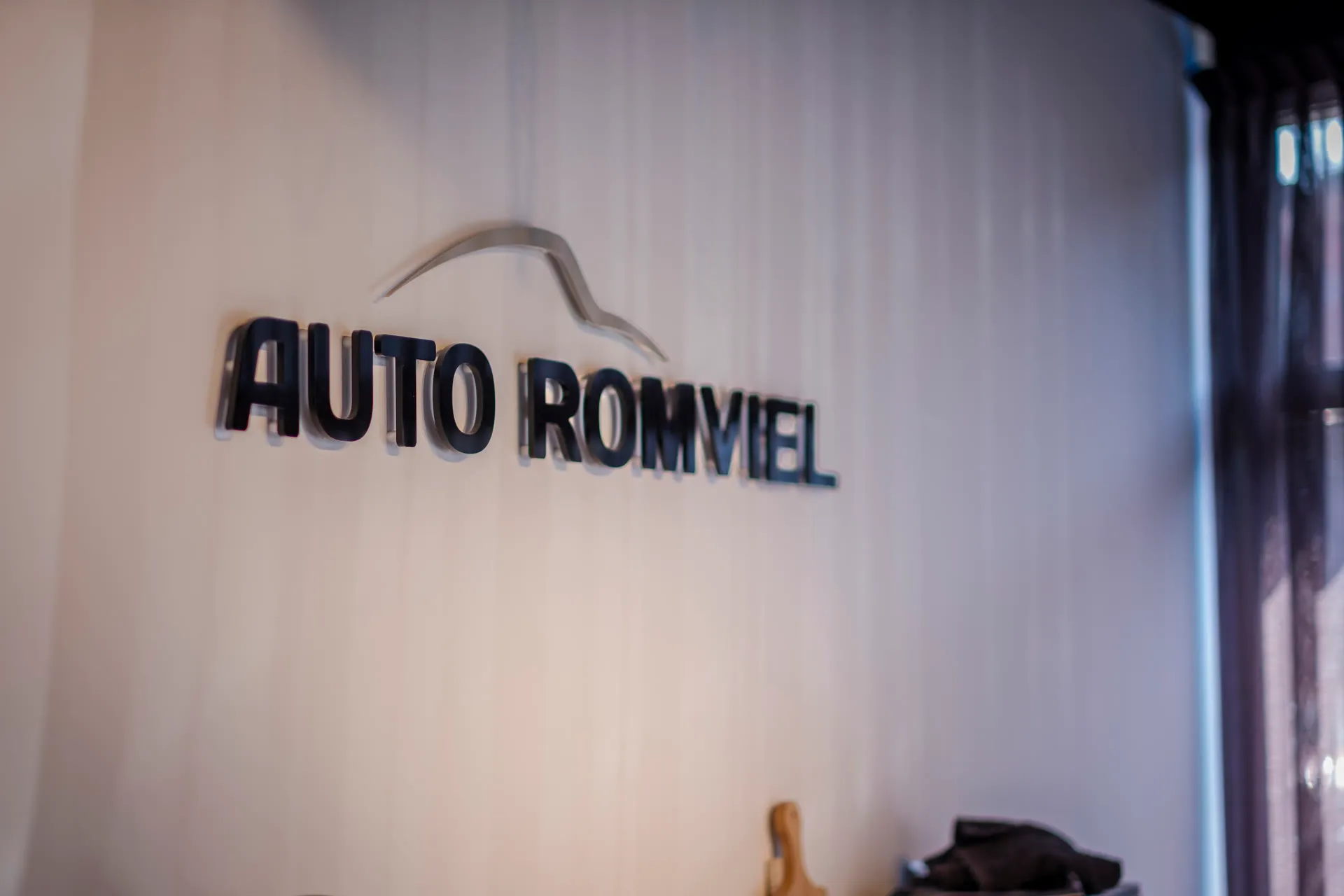 Auto Romviel